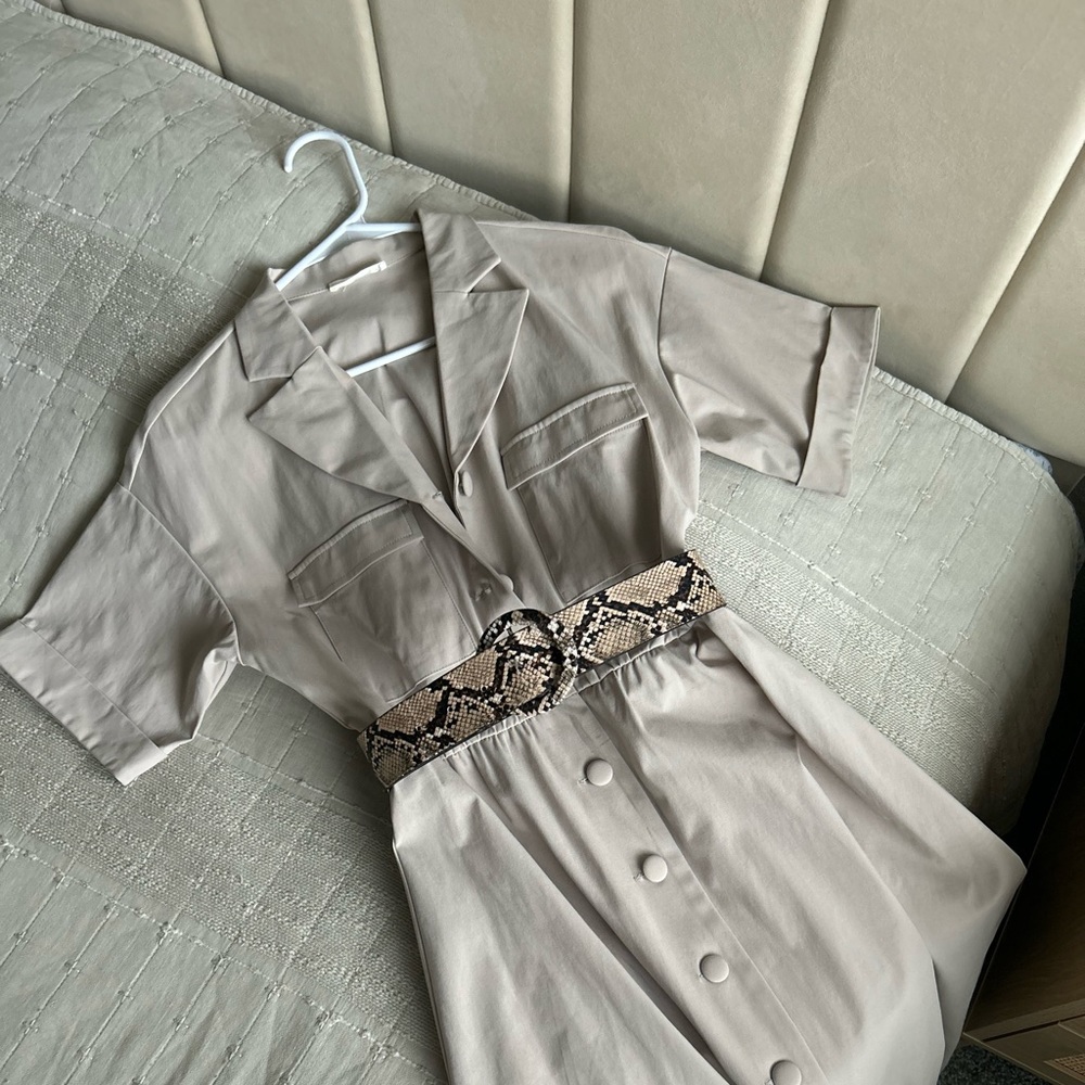 Reserved Beige Short Sleeve Dress